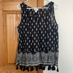 Black tassle tank!